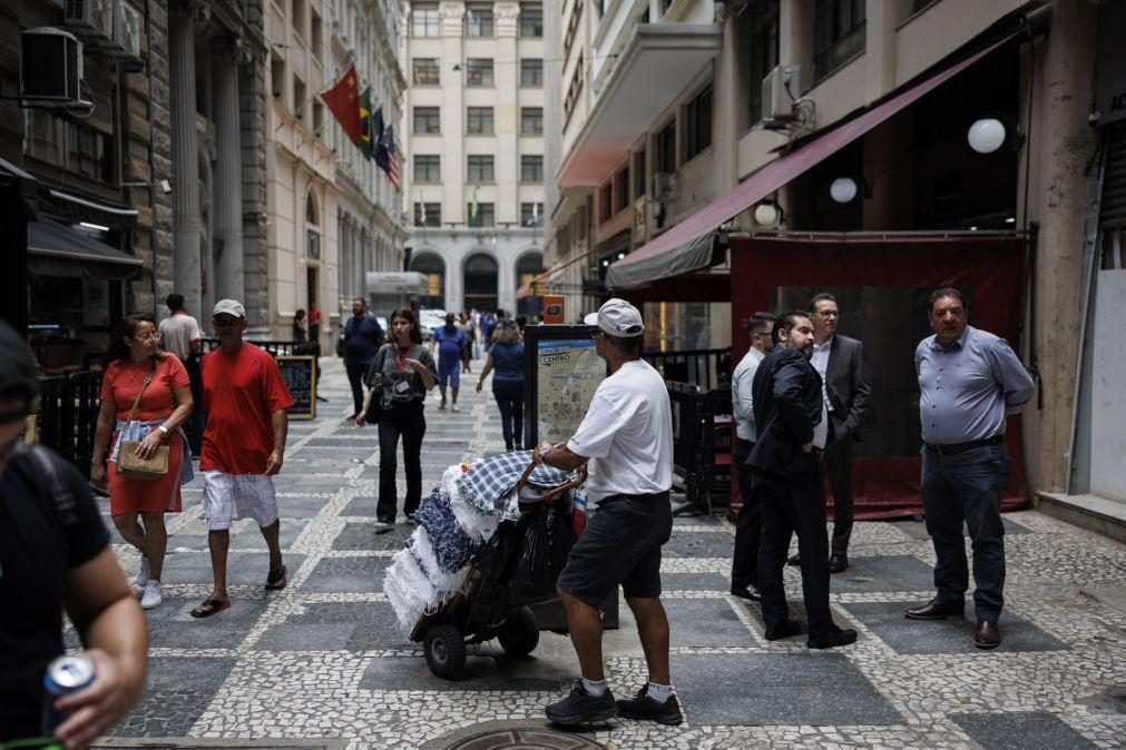 Desemprego sobe para 6,5% em janeiro no Brasil