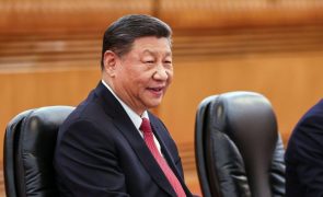 Xi diz que China e Rússia devem continuar a reforçar coordenação internacional