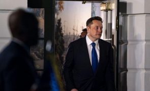 Investidores chineses adquirem participações privadas nas empresas de Elon Musk