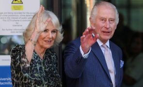 Carlos III gasta mais de 3 milhões para proteger Camilla Parker Bowles