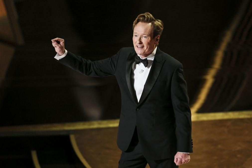 Humorista Conan O'Brien volta a apresentar Óscares em 2026