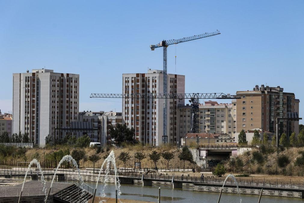 Produção na construção estável em janeiro na zona euro, Portugal com 2.ª maior quebra