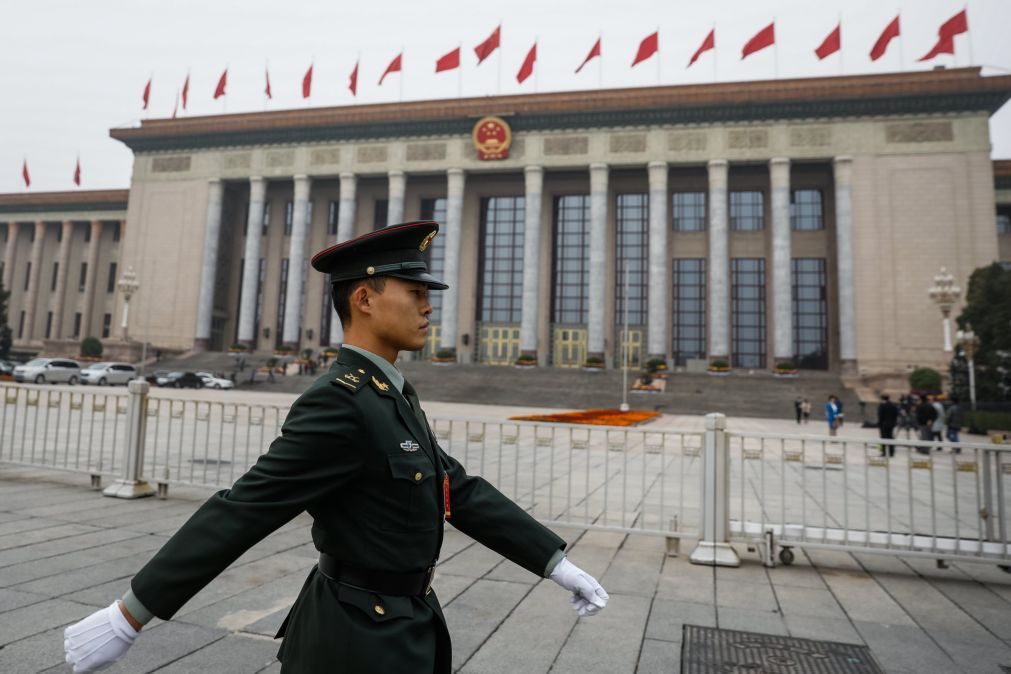 Líder militar chinês investigado por corrupção