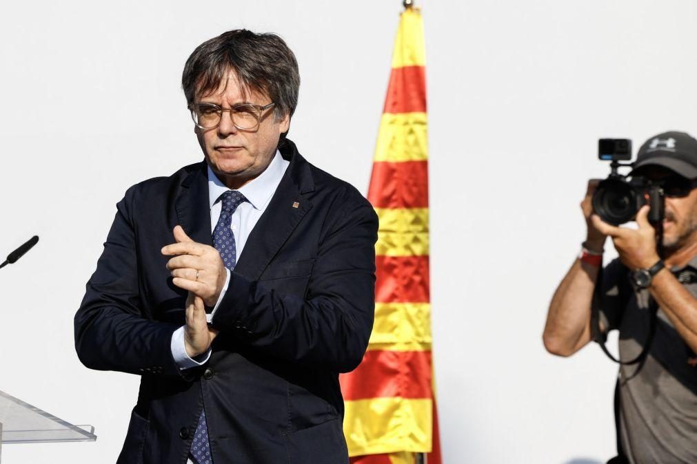 Puigdemont acusa Justiça espanhola de rebeldia contra parlamento por lhe recusar amnistia