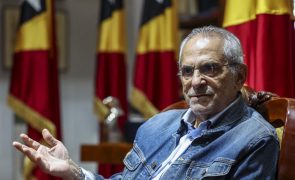 PR timorense atribui certificados de reconhecimento a médicos cubanos