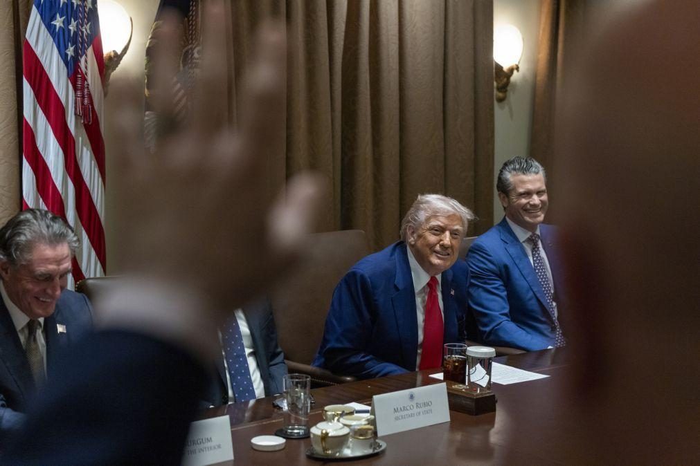 Trump em