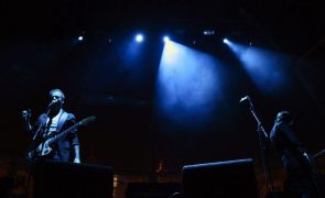 X-Wife, Ana Lua Caiano, Salvador Sobral e Aunty Rayzor no festival A Porta em Leiria