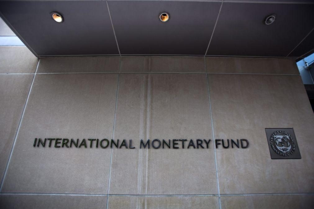 Riscos geopolíticos geram maior pressão em décadas sobre estabilidade financeira global, segundo o FMI