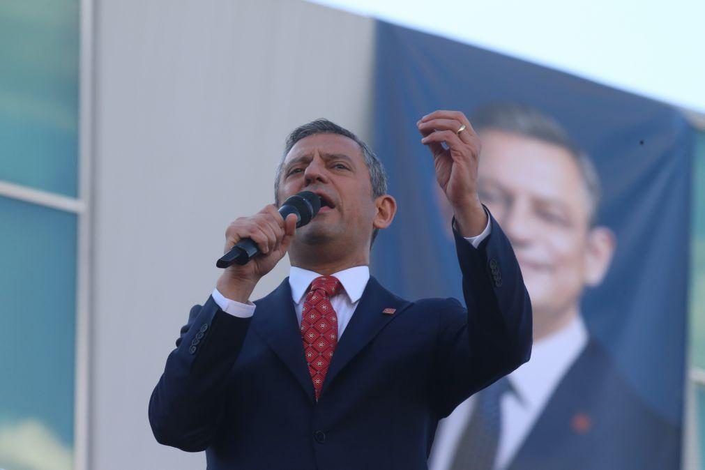 Líder opositor turco condenado a indemnizar Presidente Erdogan