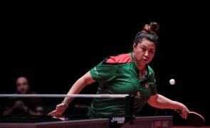 Jieni Shao eliminada na fase de grupos da Taça do Mundo de ténis de mesa