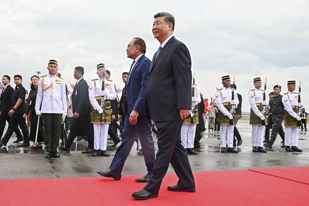 Primeiro-ministro da Malásia ao lado da China em matéria de comércio