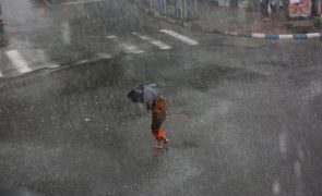 Cientistas mais perto de aproveitar energia limpa da água da chuva