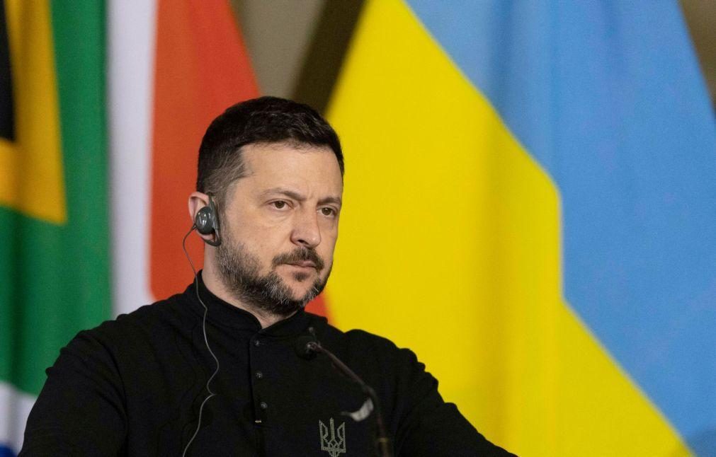 Zelensky reafirma que Kiev não abdica da Crimeia