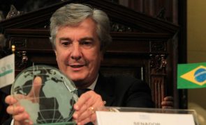 Antigo Presidente do Brasil Collor de Mello detido para cumprir pena por corrupção