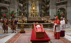 Funeral do Papa Francisco decorre hoje com presença de líderes mundiais, milhares de fiéis e forte segurança