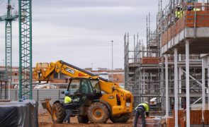 Taxa de desemprego em Espanha sobe para 11,36% no primeiro trimestre