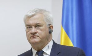 Kiev pede à Rússia que aceite cessar-fogo imediato de 30 dias
