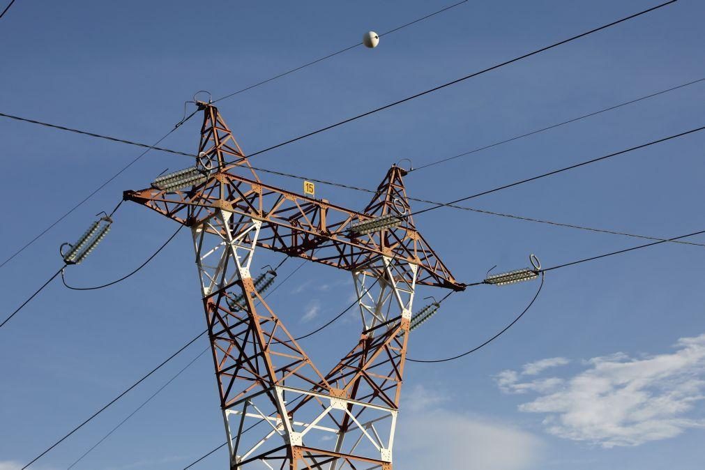 Várias zonas dos distritos de Santarém e Porto com energia