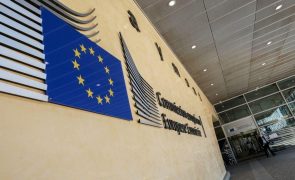 Bruxelas diz que já executou grande parte do dinheiro para microprocessadores
