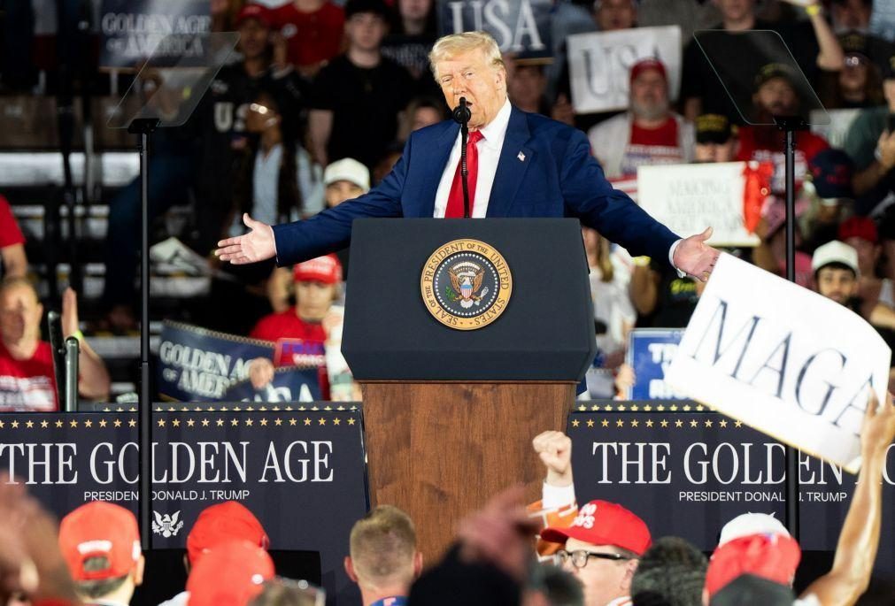 'Fake news' sobre Trump com 134,5 milhões de visualizações nos primeiros 100 dias de mandato