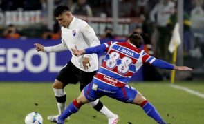Confederação sul-americana castiga Colo Colo com cinco jogos sem adeptos