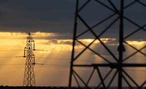 Ministério da Saúde ordena auditoria a morte possivelmente associada ao corte de energia
