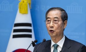 Antigo primeiro-ministro da Coreia do Sul Han Duck-soo na corrida às presidenciais