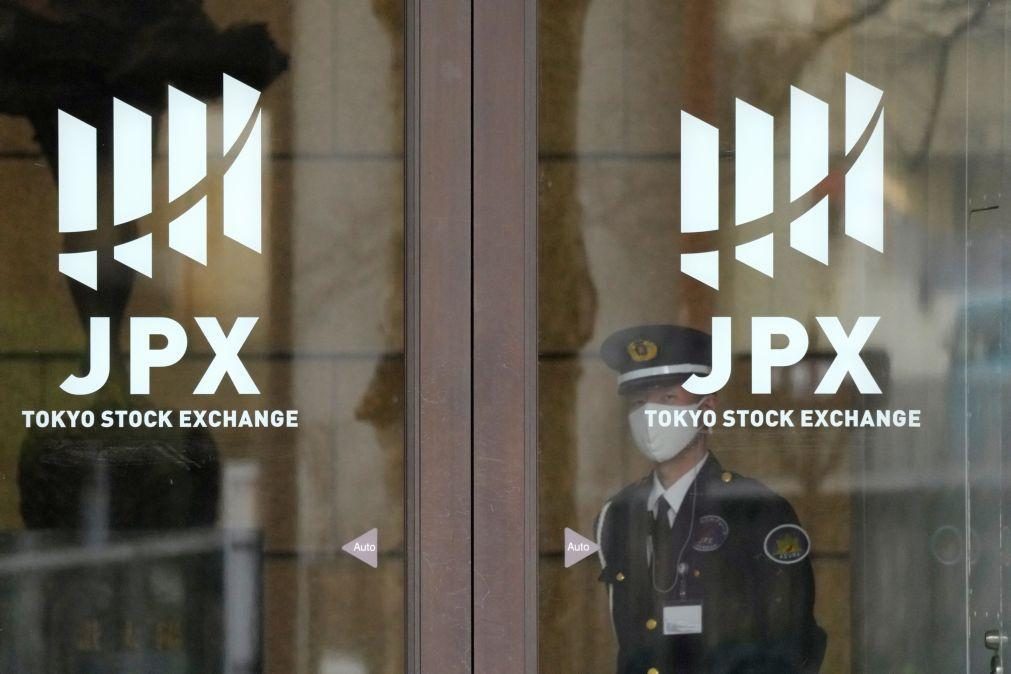 Bolsa de Tóquio fecha a ganhar 1,04%