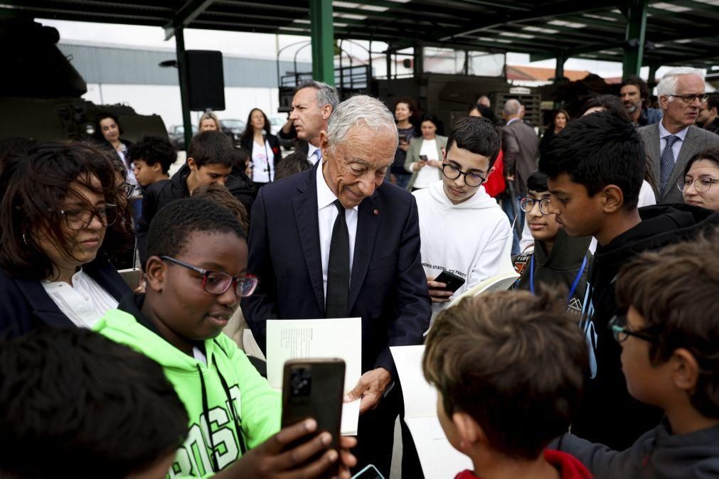 Marcelo espera que partidos expliquem bases de apoio até às eleições