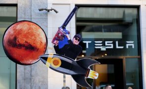 Musk defende que proibir partido 