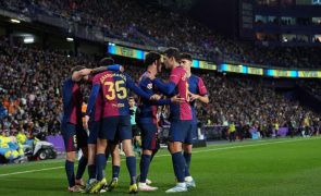 FC Barcelona reforça liderança em Espanha apesar de susto em Valladolid