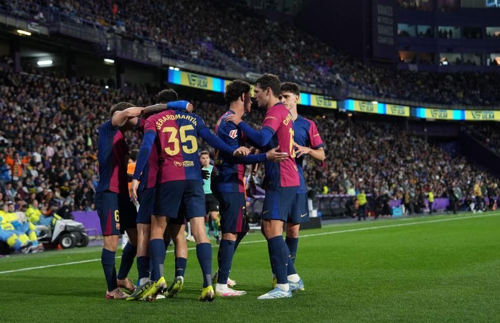 FC Barcelona reforça liderança em Espanha apesar de susto em Valladolid