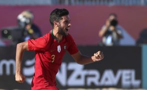 Portugal vence Irão e vai defrontar Japão nos 'quartos' do Mundial de futebol de praia