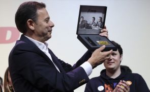 Montenegro salienta PSD reformista e da livre iniciativa contra negativismo da oposição