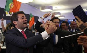 Ventura faz apelo ao voto e fala em 