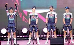 Josh Tarling vence 2.ª etapa do 'Giro', Primoz Roglic sobe à liderança