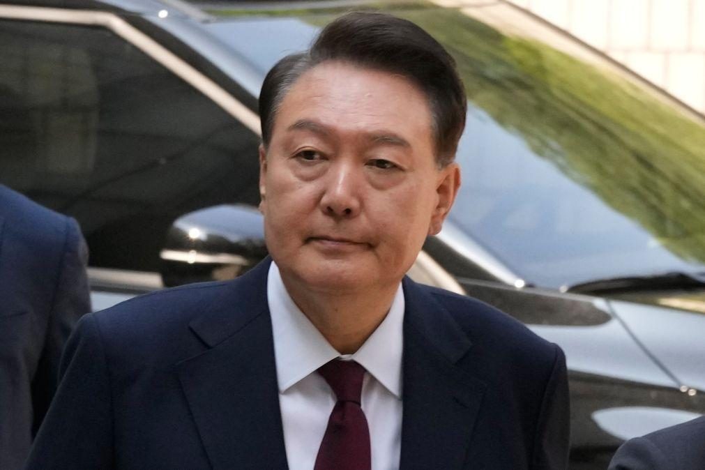 Ex-presidente sul coreano deposto Yoon volta a tribunal por insurreição