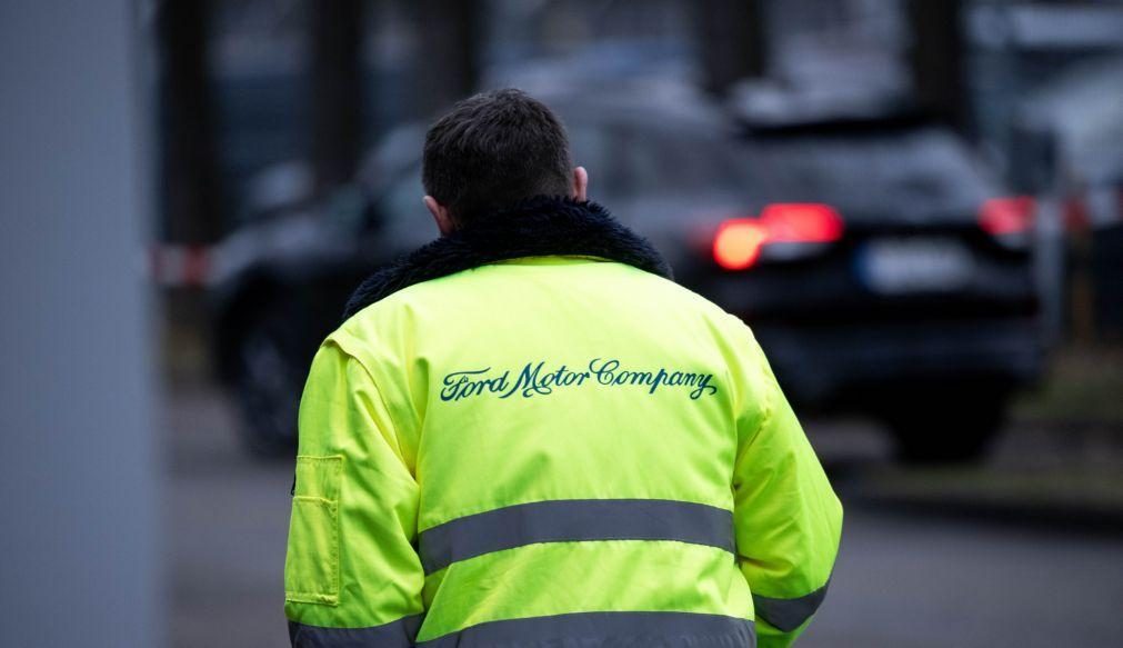 Trabalhadores da Ford na Alemanha em greve na quarta-feira