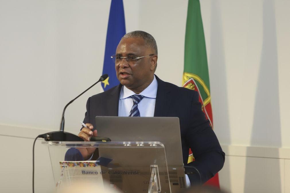 Cabo Verde estabiliza taxas de juro fechando diferencial para a Europa