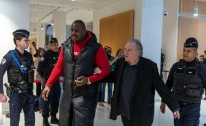 Depardieu condenado a 18 meses de prisão com pena suspensa por agressões sexuais