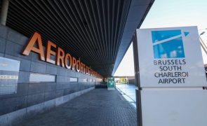 Operações no aeroporto belga de Charleroi encerradas por ameaça de bomba