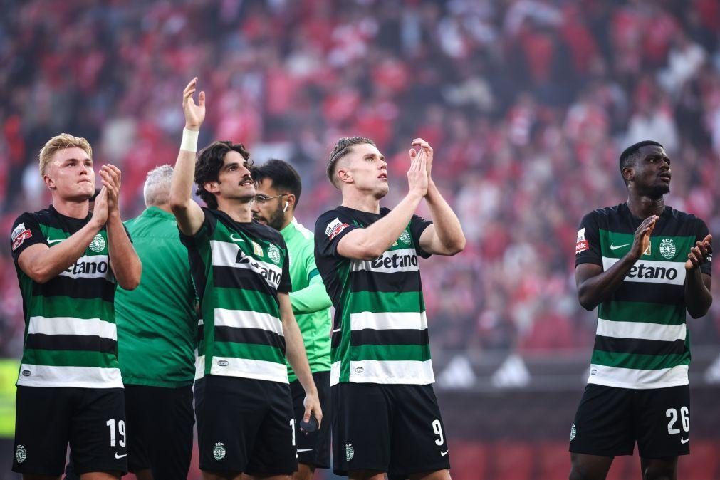 Sporting com mão no título da I Liga e Benfica à espera de um deslize