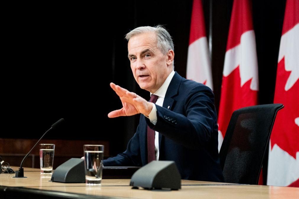 Primeiro-ministro do Canadá critica aproximação do Reino Unido aos EUA