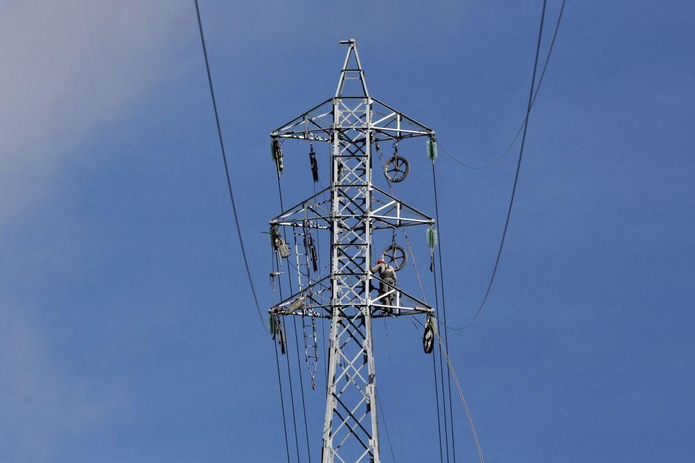 Espanha espera nova ligação elétrica entre Galiza e norte de Portugal em funcionamento este ano
