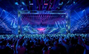 Últimos finalistas do Festival Eurovisão da Canção deste ano são escolhidos hoje