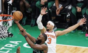 Campeões Celtics sobrevivem e Timberwolves estão na final do Oeste