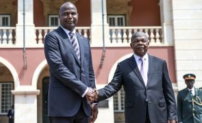 Angola e Moçambique assinam cinco instrumentos jurídicos durante visita de Daniel Chapo