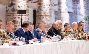 Moscovo e Kiev vão trocar 1.000 prisioneiros de guerra