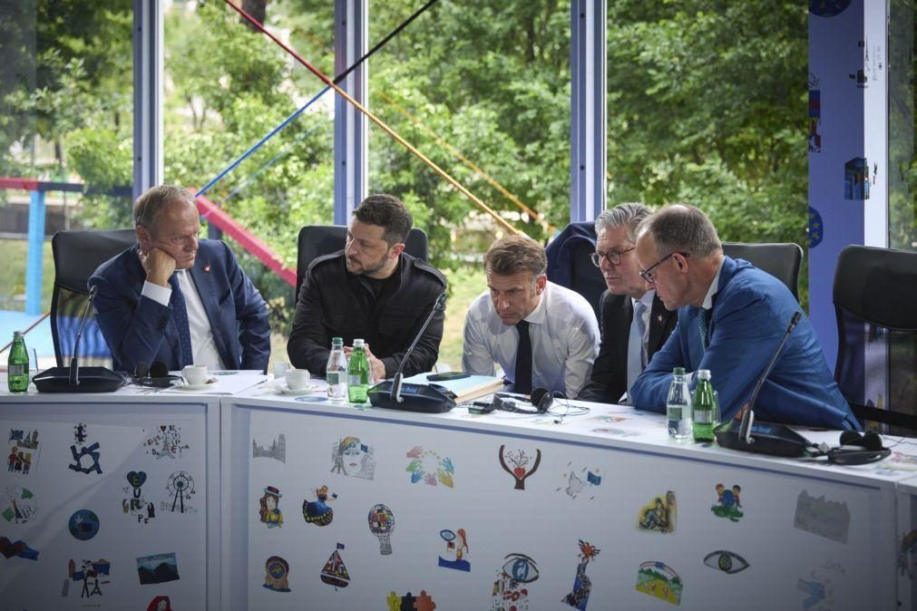 Primeiro-ministro polaco acusa Rússia de interromper negociações e recusar cessar-fogo na Ucrânia