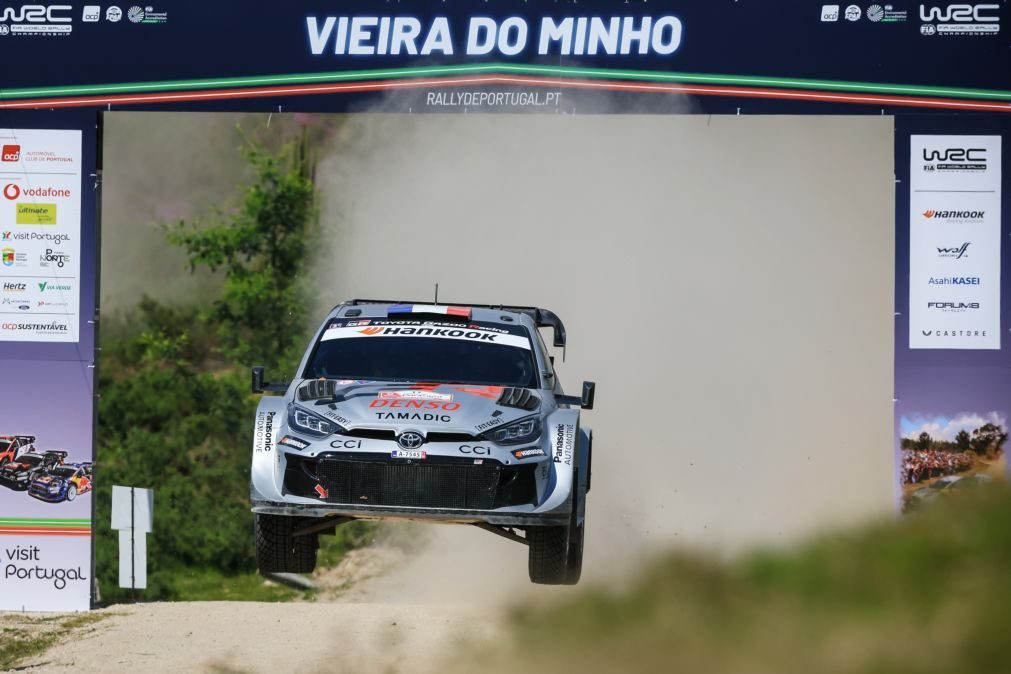 Ogier aproveita avaria de Tänak para assumir liderança do Rali de Portugal